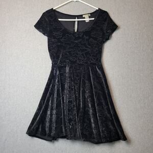 Banana Lemon Elegant Black Textured Floral Velvet SS Mini Dress Women's Medium